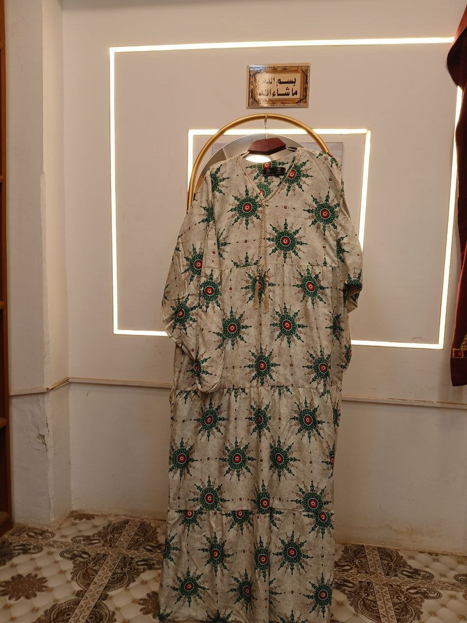 5855086945225526004_121